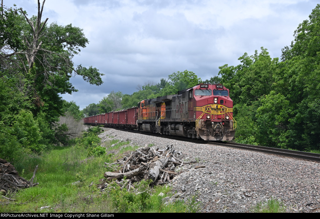 BNSF 4713